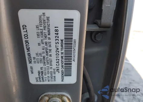 1998 Nissan Maxima Gle/Gxe/Se z USA, uszkodzony, nr VIN JN1CA21D2WT532481